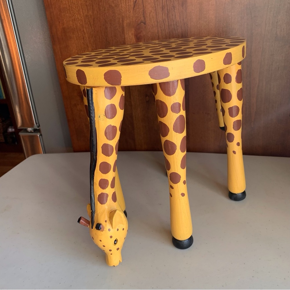 Whimsical Giraffe Table Decorative Display Riser Plant Stand NOT A STOOL - Picture 2 of 12
